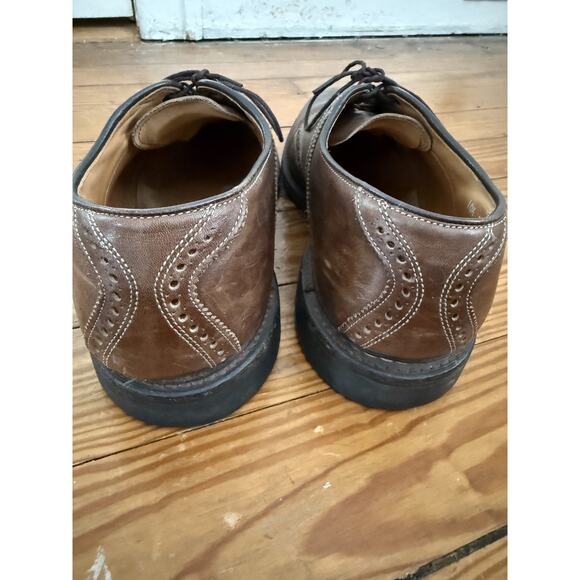 Allen Edmonds Brown Wingtip Oxfords, size 10.5
